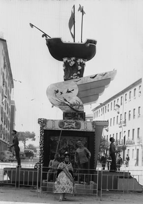 Monumento Falla Mayor 1966 - Lema: Volando en Barca - Autor: La Comision - Francesc Ribes
